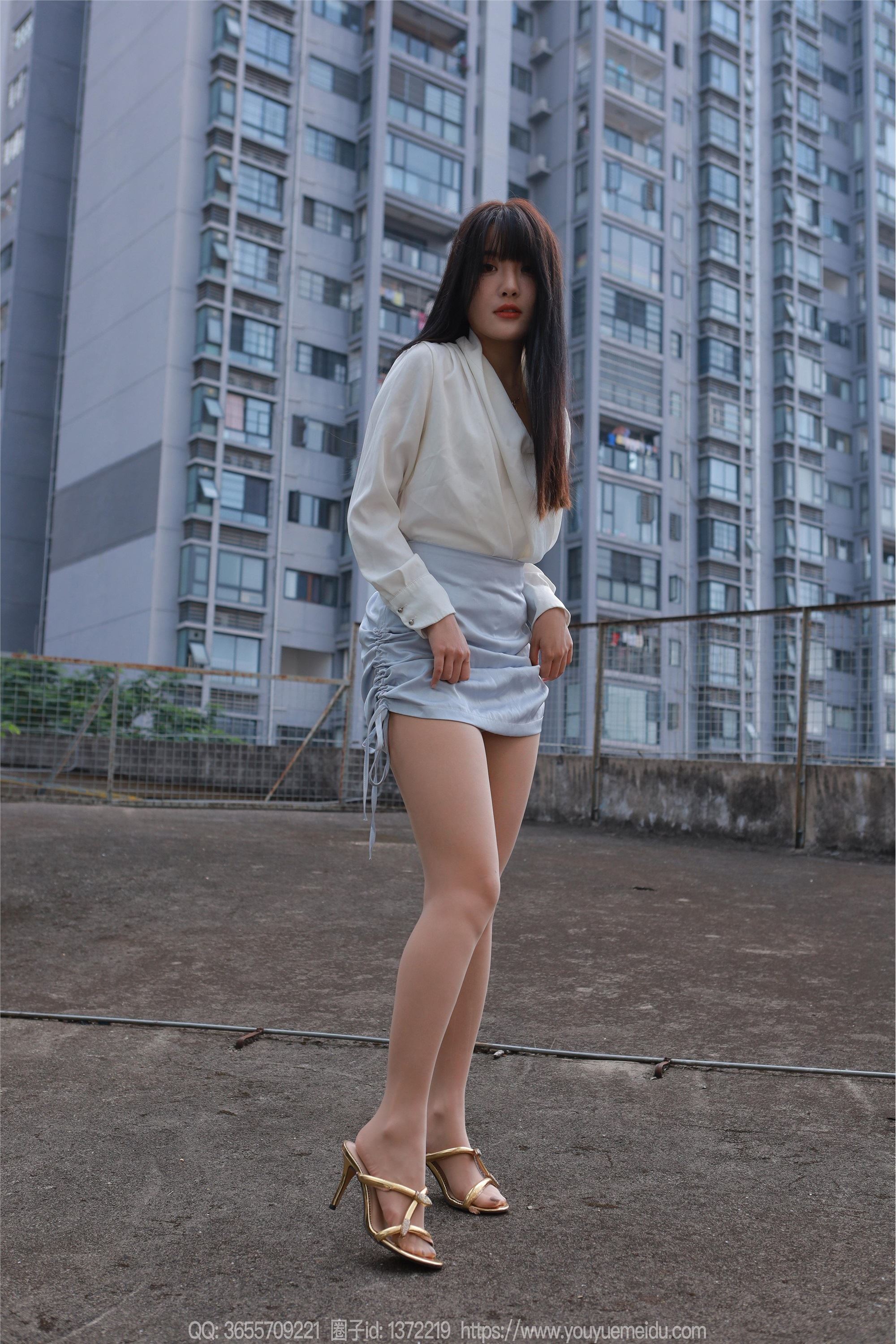 IESS异思趣向  2024.11.10 丝享家 1894 婉萍《蓝色短裙（下）》